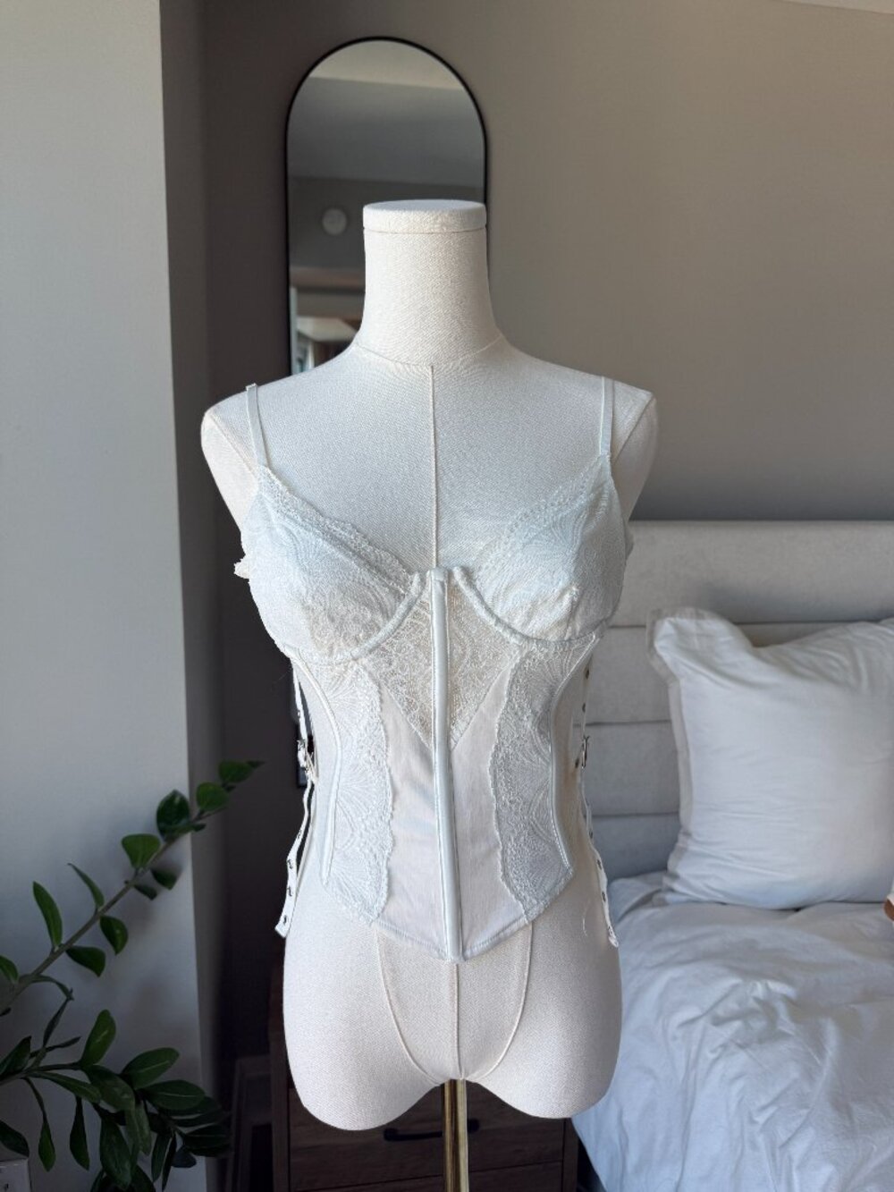 Outcast Clothing White Corset with Lace and Hardware Details